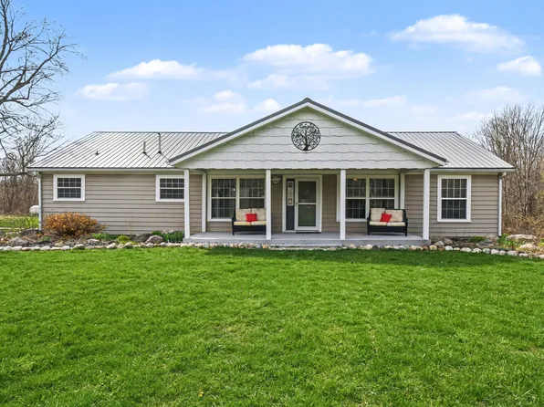 45284 County Road 703, Coloma, MI 49038
