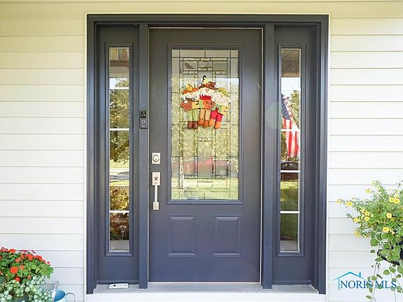 5th image of 1451 Misty Oaks Dr