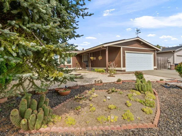 675 Camino Court, Santa Rosa, CA 95401
