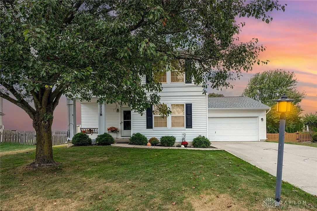 1118 Winchester Dr photo 1
