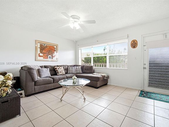 2nd image of 9101 Sunrise Lakes Blvd APT 218