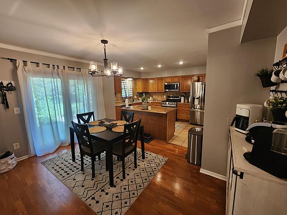 2nd image of 4369 Fox Hills Dr
