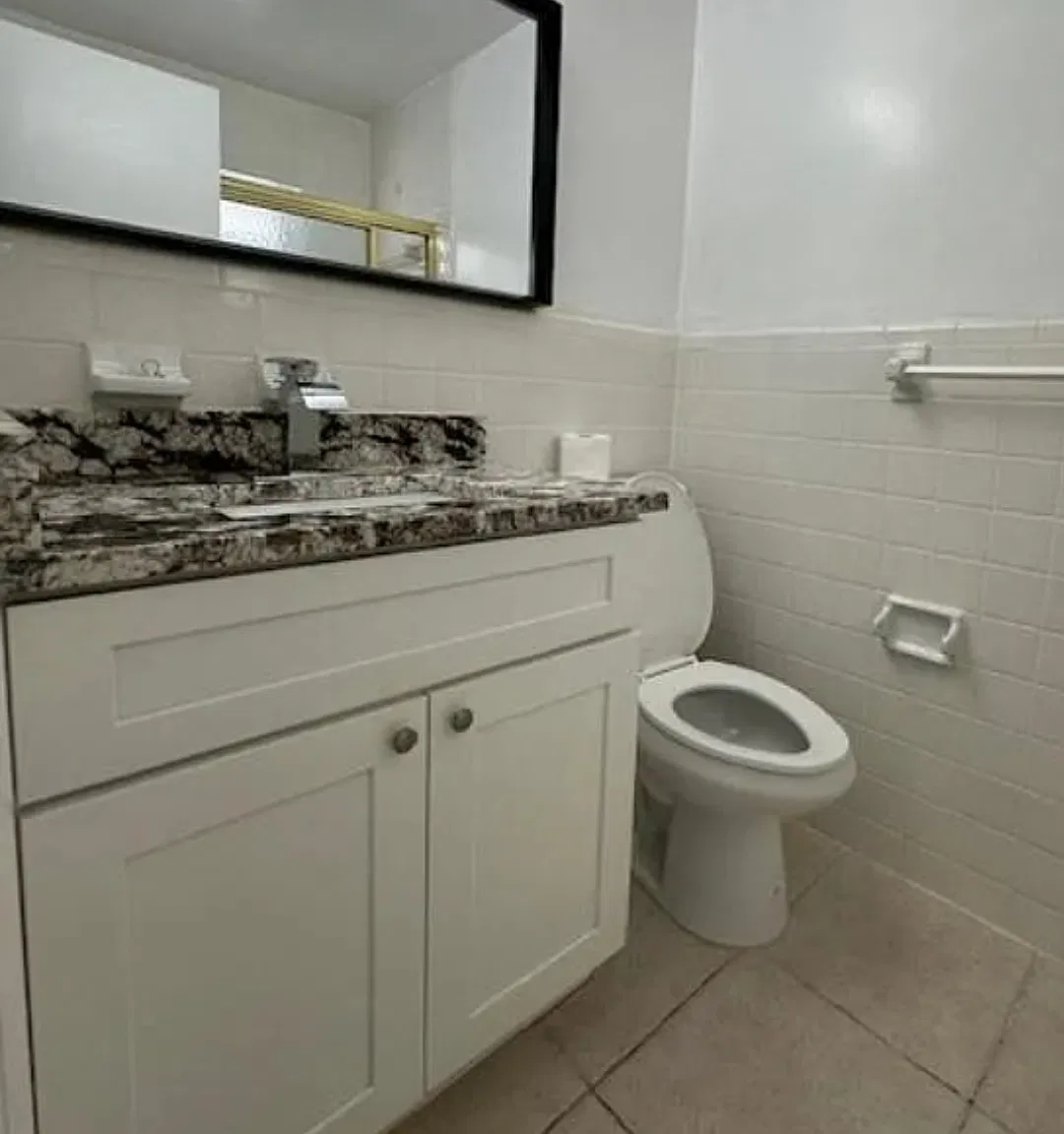 2 bed, 1090 sqft, $2,150 — Photo 1