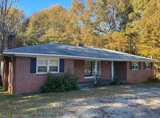 914 Chestnut Ridge Rd, Mc Cormick, SC 29835