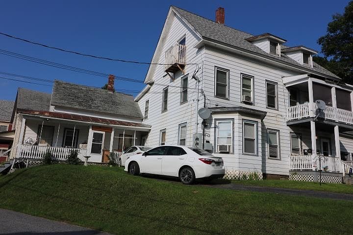 2nd image of 16 Mount Vernon Pl