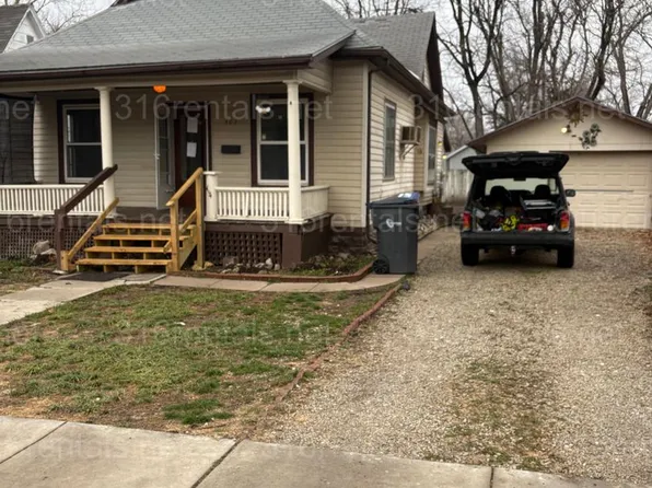 404 E 9th St, Newton, KS 67114