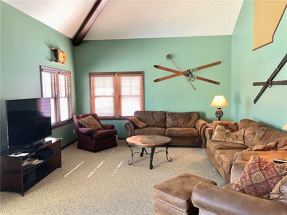 4th image of 8446 Highlands Dr