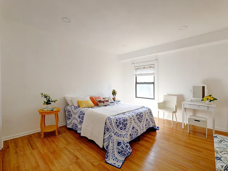 22 Engle St #17 — Photo 33