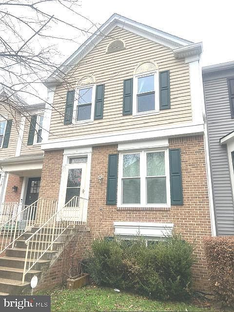 1st image of 308 Falkirk Ct