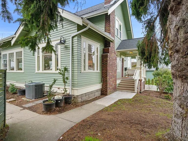 1519 Iron St — Photo 30