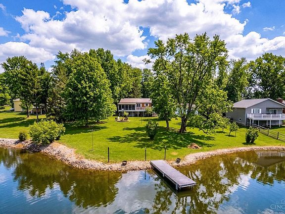 2nd image of 1118 Stuttgart Dr #2