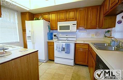 3rd image of 2876 Oleander St APT D2