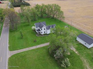 3203 Eckert Rd, Freeport, MI 49325