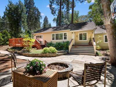 11047 Brunswick Dr, Grass Valley, CA, 95945