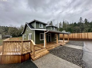 563 Oak Ter, Sutherlin, OR 97479