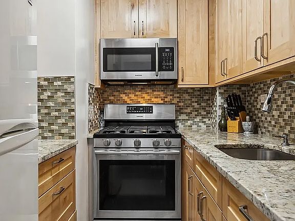 2nd image of 135 Ocean Pkwy APT 17G