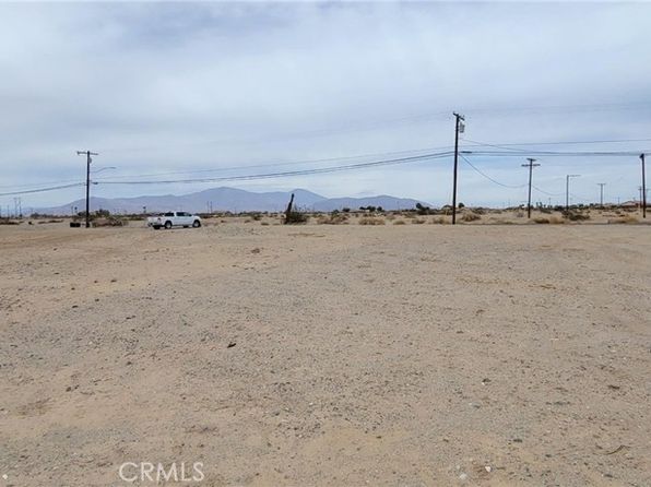 2238 Harbor Dr #11, Thermal, CA 92274
