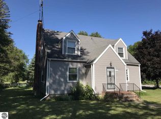 9154 Aura St, Kaleva, MI 49645