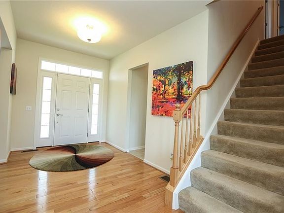 4th image of 5202 Whitecliff Dr