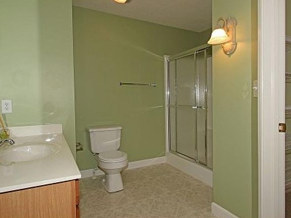 5th image of 6037 Carriage Corner Dr