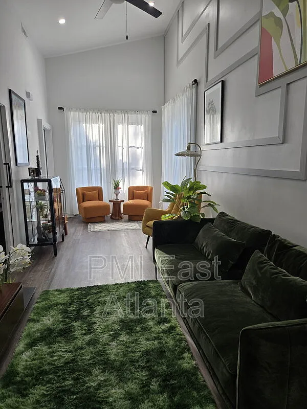 2 bed, 1.0 bath, 615 sqft, $2,250 — Photo 3