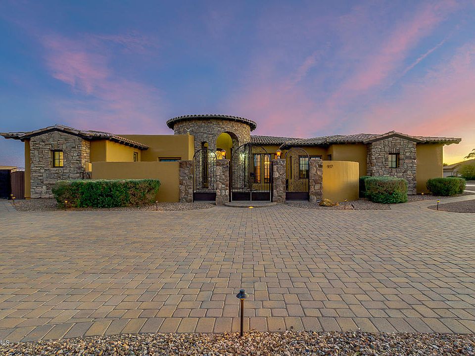 1st image of 917 W Quail Cir