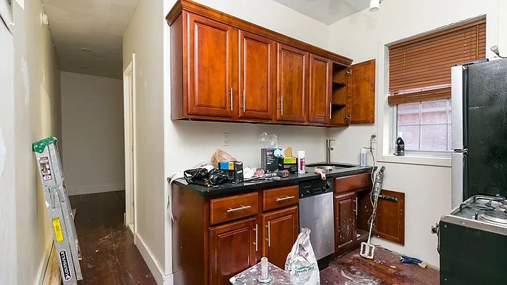 Rented by Nooklyn NYC LLC | media 47