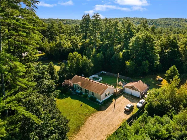 199 Twin Bridge Road, Weare, NH 03281