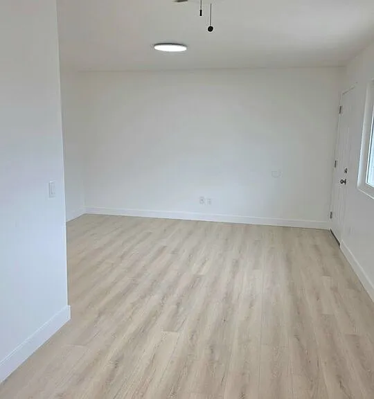 165 N Hamilton Ave #4 — Photo 9