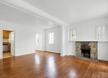 1406 Holly St — Photo 4