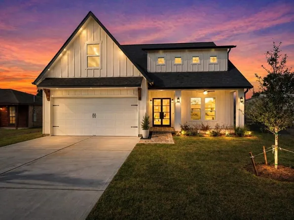 4221 Mallard Ln, Baytown, TX 77523