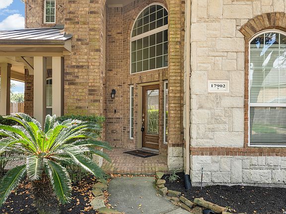 3rd image of 17902 Norwood Oaks Dr