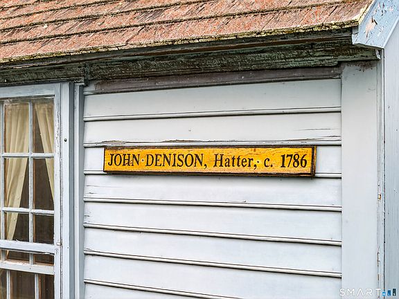 5th image of 37 North Stonington Road