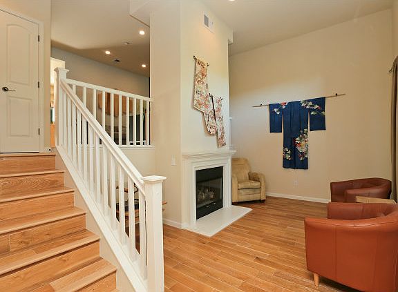 2nd image of 1366 McKinley Ct