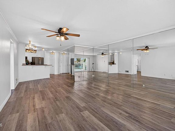 2nd image of 3101 Peninsula Rd APT 121