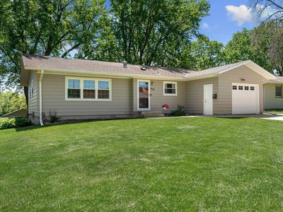 437 13th St NE, Owatonna, MN, 55060