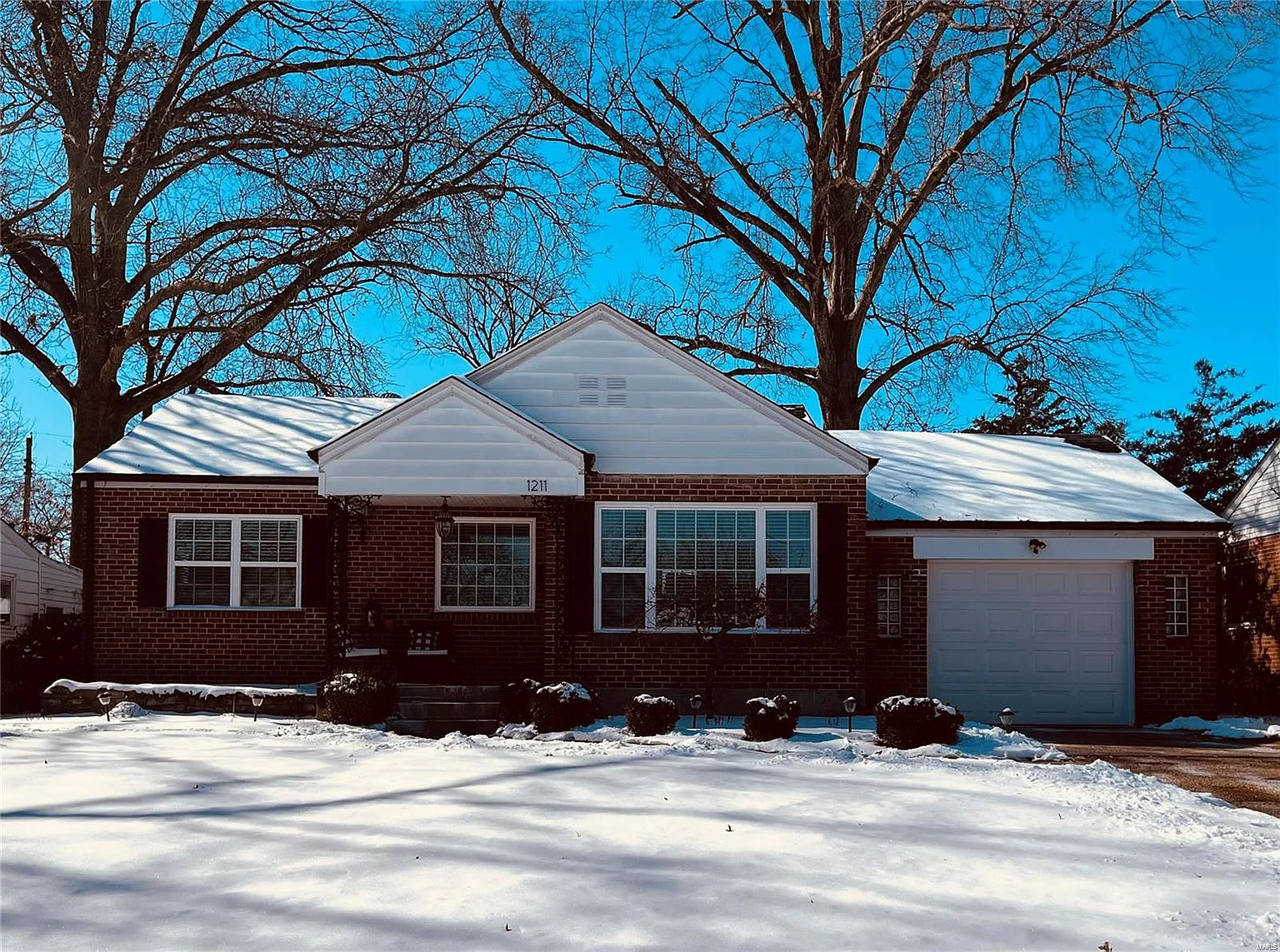 1211 Lanvale Dr photo 1