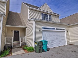 37 Fagan St, Uxbridge, MA 01569