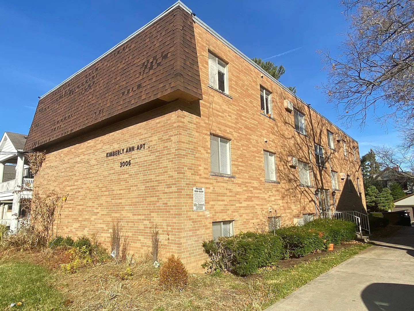 3006 Montana Ave — Photo 2
