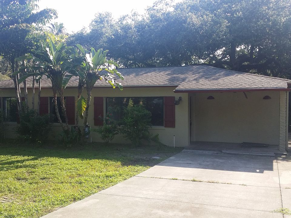 1st image of 10213 Cliff Cir