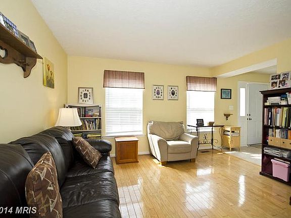 4th image of 331 Tidewater Dr