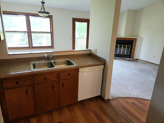 3rd image of 990 Kensington Trl APT 203