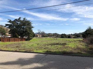 5547 Santa Fe Rd, Atascadero, CA 93422