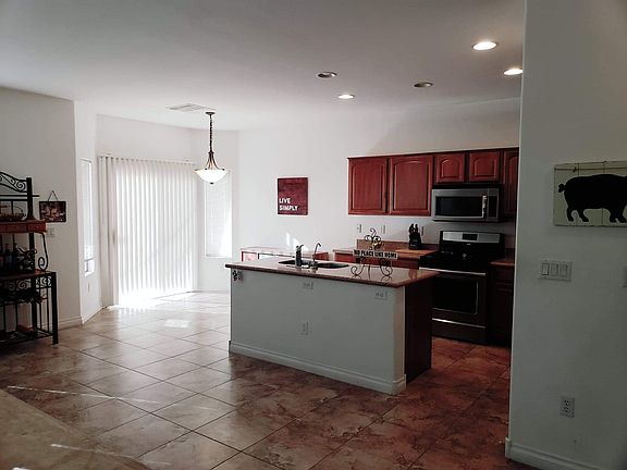 3rd image of 10651 Little Horse Creek Ave