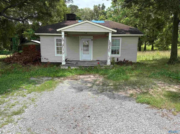624 Holmes Ave, Bridgeport, AL 35740