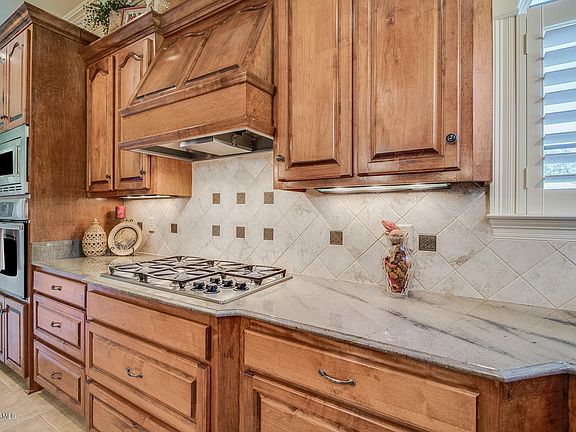 5th image of 119 Sauternes Cir