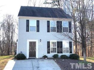 904 Roxy St, Raleigh, NC 27610