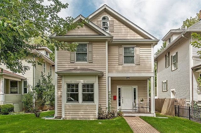 1st image of 1220 Lake Ave