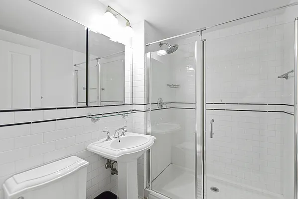 Rented by Keller Williams NYC | media 9