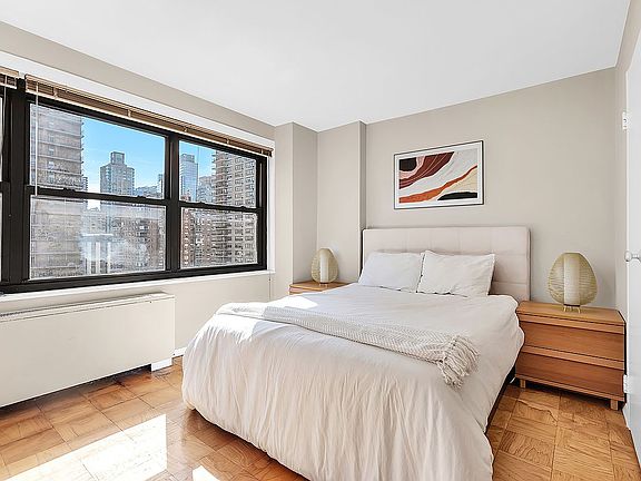 4th image of 180 W End Ave APT 10J